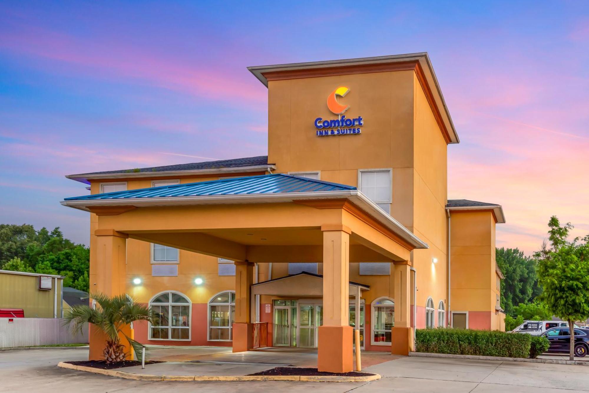 Comfort Inn & Suites Chesapeake - Portsmouth Exterior photo