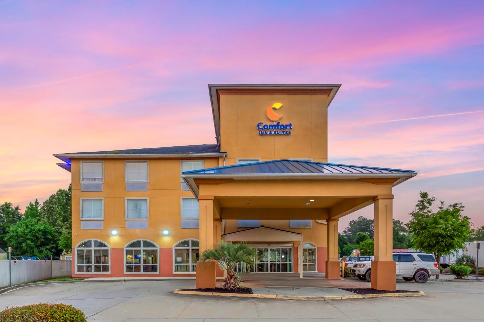 Comfort Inn & Suites Chesapeake - Portsmouth Exterior photo