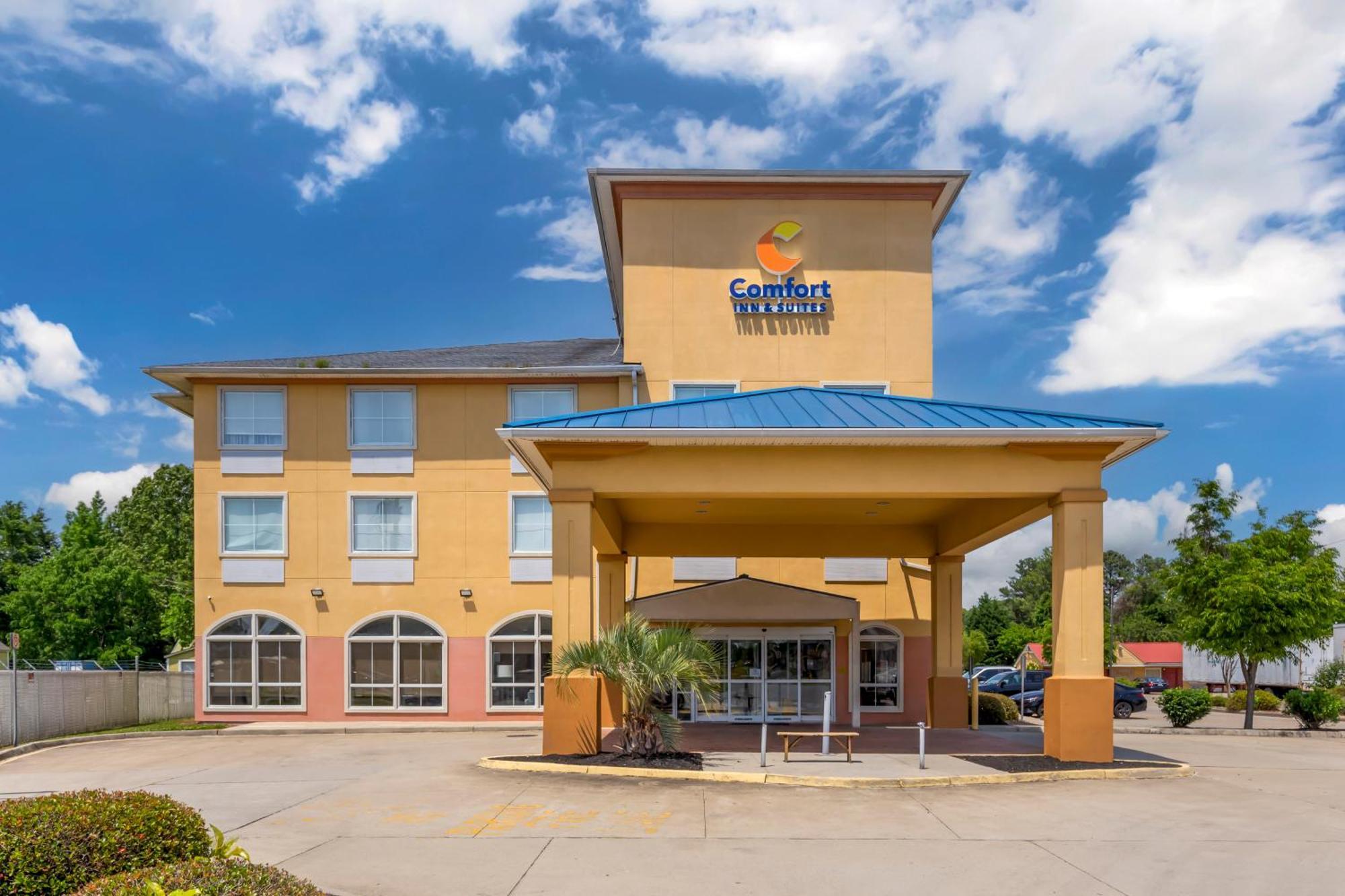 Comfort Inn & Suites Chesapeake - Portsmouth Exterior photo